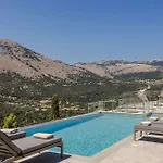 Avaton By Vintage Travel Willa *