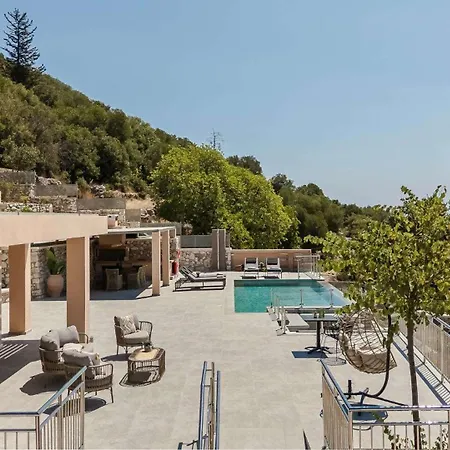 Avaton By Vintage Travel Vila *